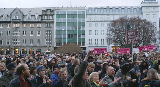 Icelanders Overthrow Government and Rewrite Constitution After Banking Fraud-No Word From US Media