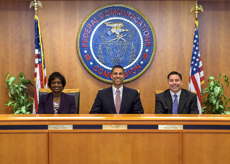 FCC helps AT&T and Verizon charge more